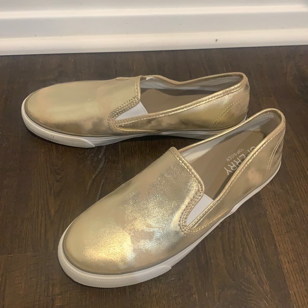 Slip on Sperry Topsiders Size 8.5 - worn twice